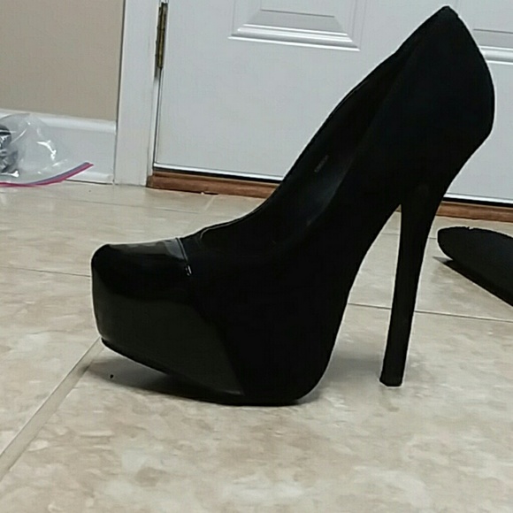 Charlotte Russe high heels - Picture 2 of 3